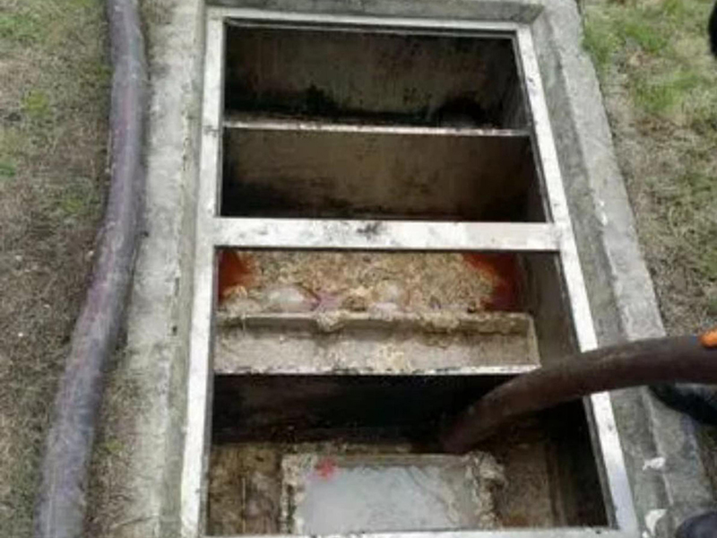 石峰隔油池清理